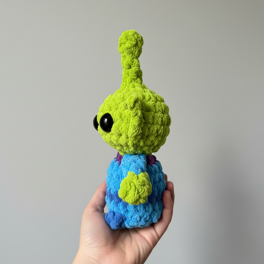 Space Alien - Crochet Plushie