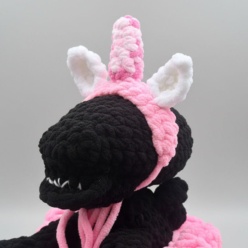 Sitting Xenomorph with optional unicorn outfit - Crochet Plushie